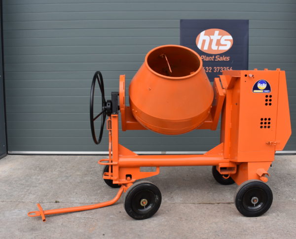 Altrad Belle 100XT Concrete Mixer